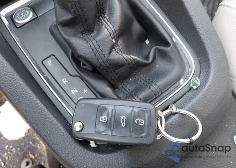 2018 Volkswagen Jetta 1.4T Se/1.4T Wolfsburg Edition from USA, damaged, VIN 3VWDB7AJ3JM256639